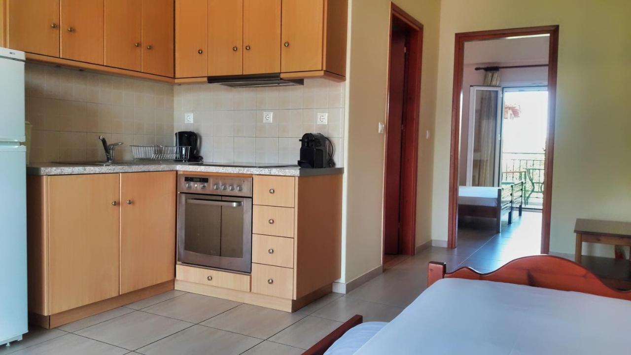 Vasiliki Apartments Stoúpa Eksteriør billede