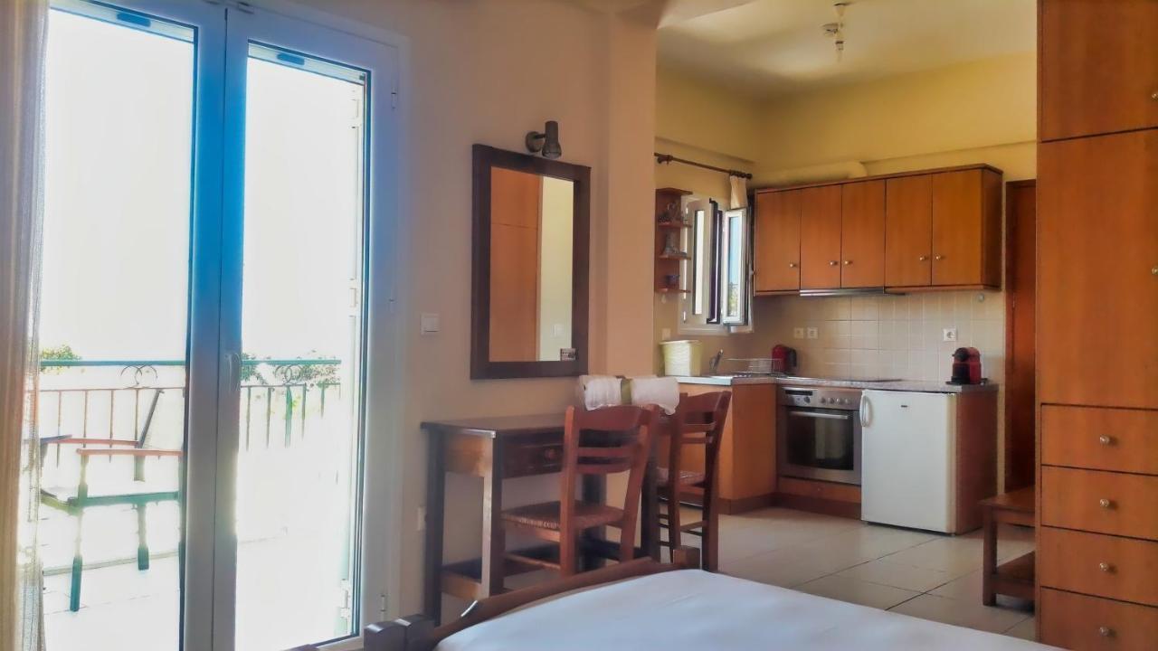 Vasiliki Apartments Stoúpa Eksteriør billede