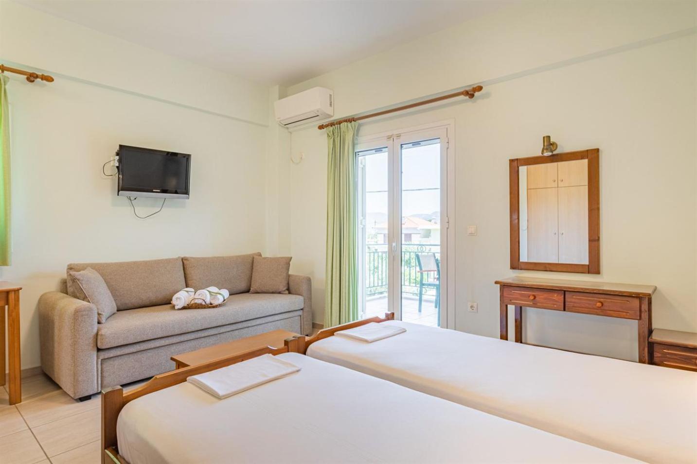 Vasiliki Apartments Stoúpa Eksteriør billede