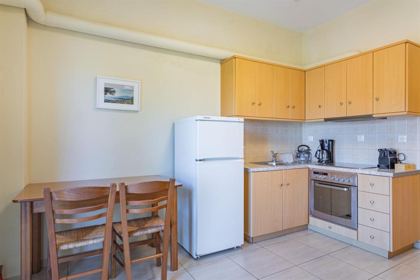 Vasiliki Apartments Stoúpa Eksteriør billede