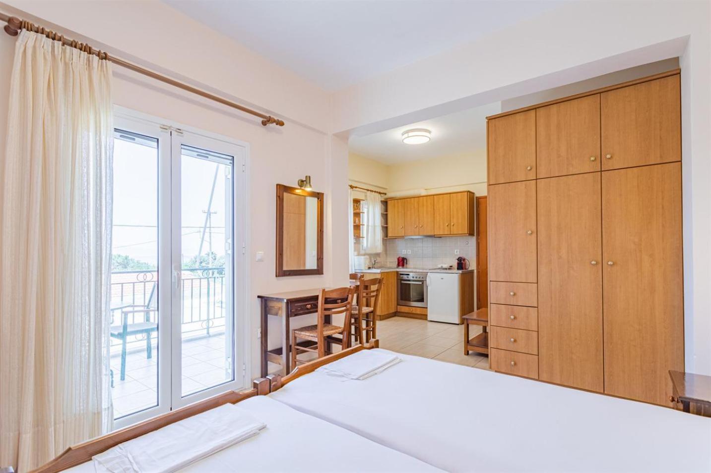 Vasiliki Apartments Stoúpa Eksteriør billede